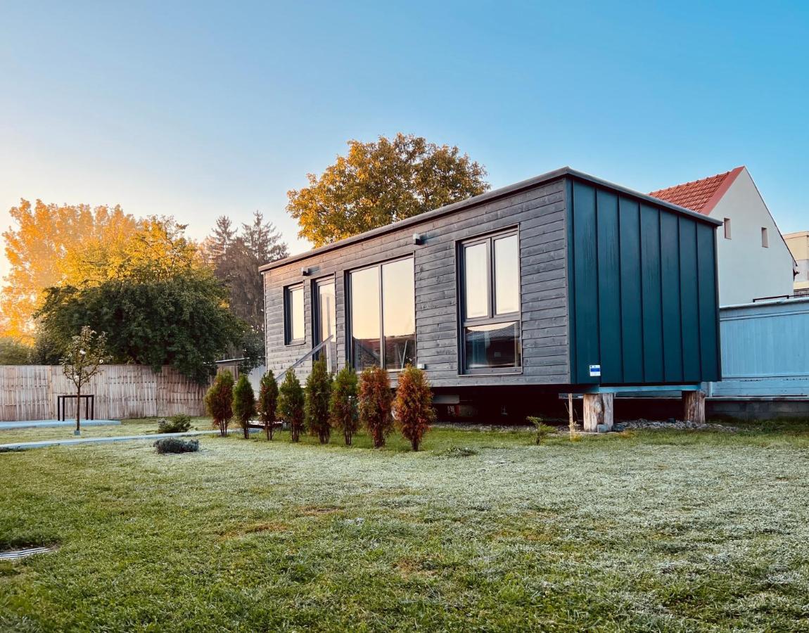 Pixel - Tiny Campus Villa Târgu Secuiesc Exterior photo